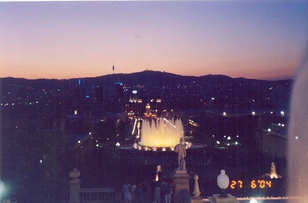 010-27 июня 2004 -Барселона-Поющие фонтаны